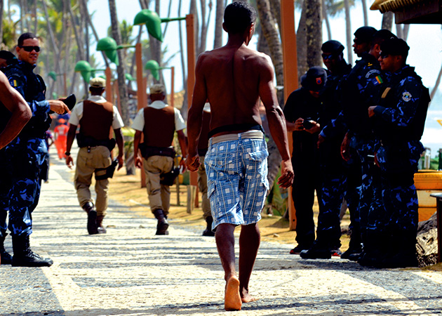 Audiência pública de CPI do Senado investiga assassinato de jovens em Lauro de Freitas